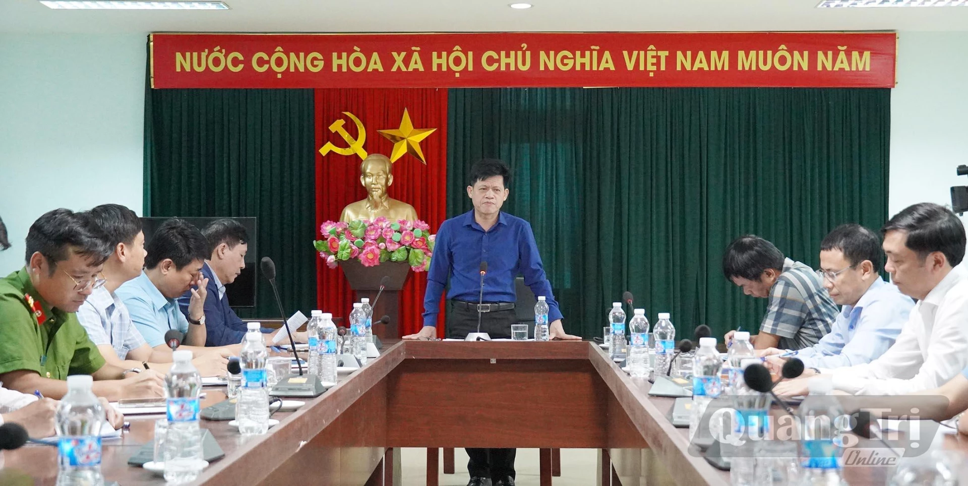 Đồng chí Phó Chủ tịch UBND tỉnh Lê Văn Bảo kiểm tra hiện trường dự án - Ảnh: C.H