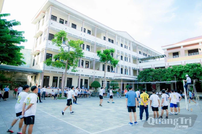 Nối nhịp cầu hữu nghị từ những giảng đường Quảng Trị - Bài 3: Gieo 'hạt đoàn kết', nảy 'mầm hòa bình'         