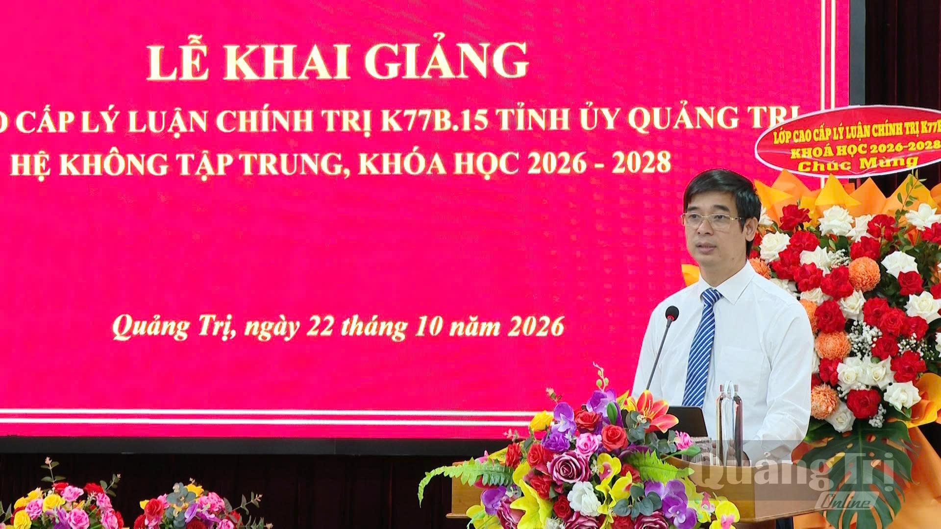 TS. Nguyễn Mạnh Hải, Phó Giám đốc Học viện Chính trị Khu vực III phát biểu tại lễ khai giảng - Ảnh: Đ.A