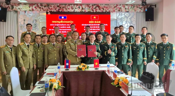Củng cố hữu nghị, giữ vững an ninh tuyến biên giới Việt-Lào