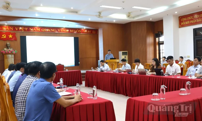 Đánh giá hiện trạng, khả năng lưu trữ các-bon các thảm cỏ biển ở Quảng Trị