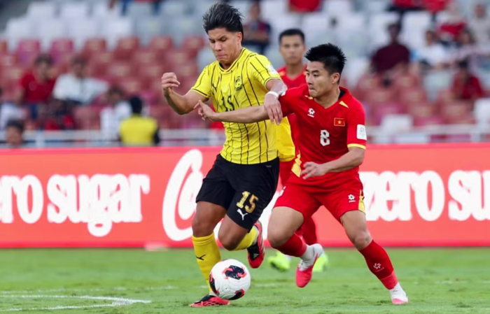 Đội tuyển Việt Nam giữ vị trí thứ 99 trên bảng xếp hạng FIFA