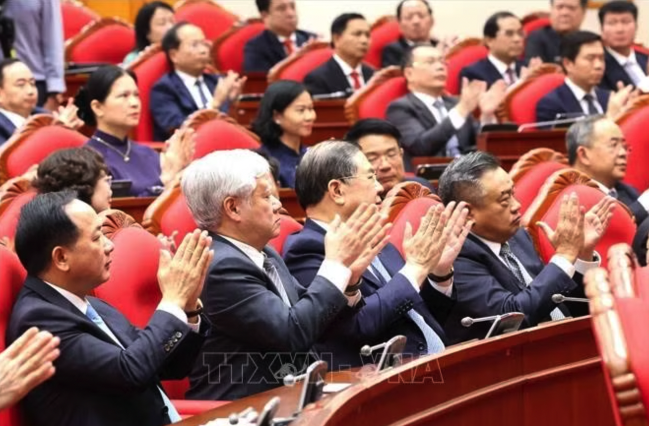 Các đại biểu tham dự phiên Bế mạc Hội nghị lần thứ Tư Ban Chấp hành Trung ương Đảng khóa XIV. Ảnh: Phương Hoa/TTXVN