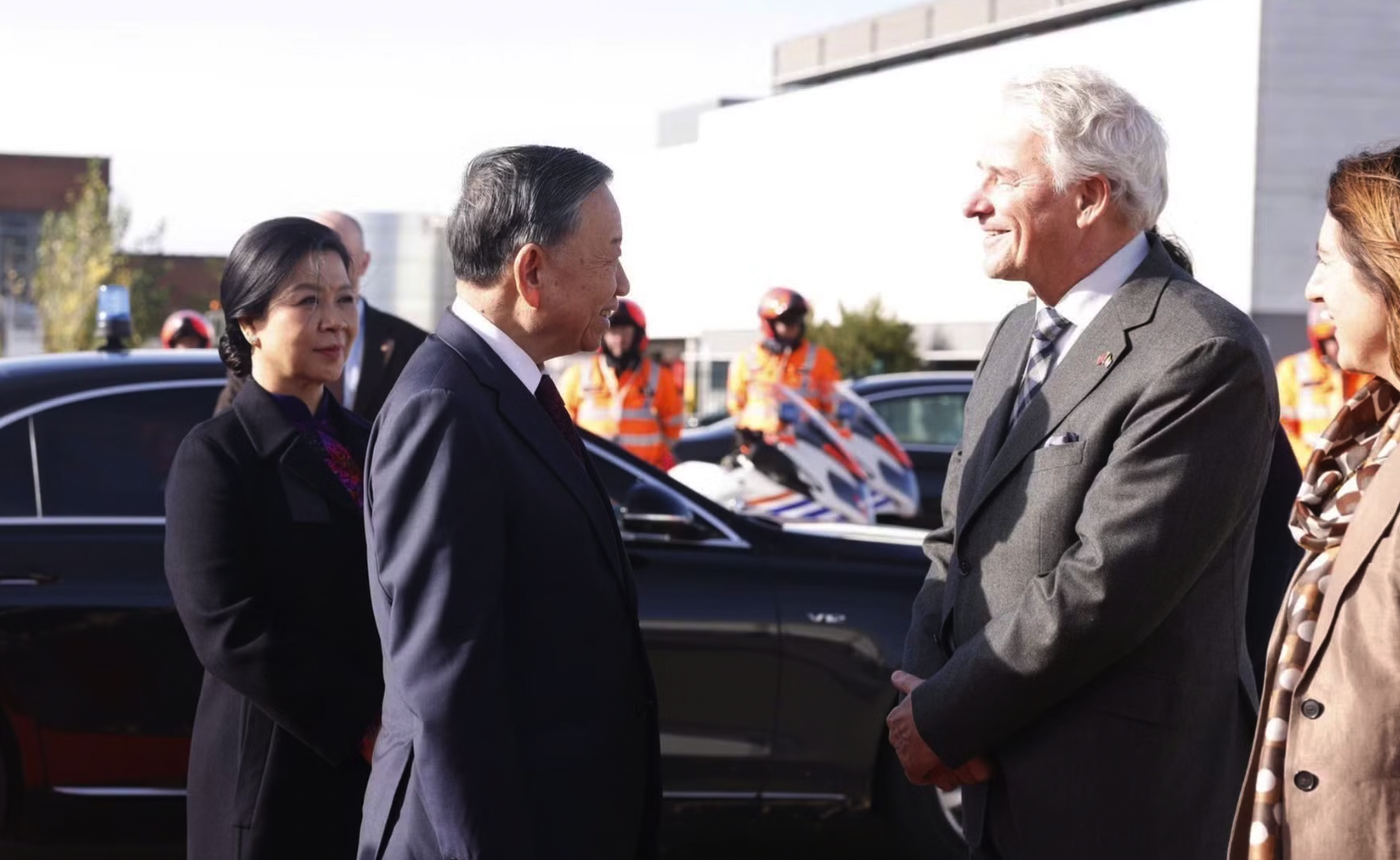Tổng Bí thư, Chủ tịch nước Tô Lâm và Phu nhân rời Brussels, kết thúc tốt đẹp chuyến thăm chính thức EU và Vương quốc Bỉ. (Ảnh: TTXVN)