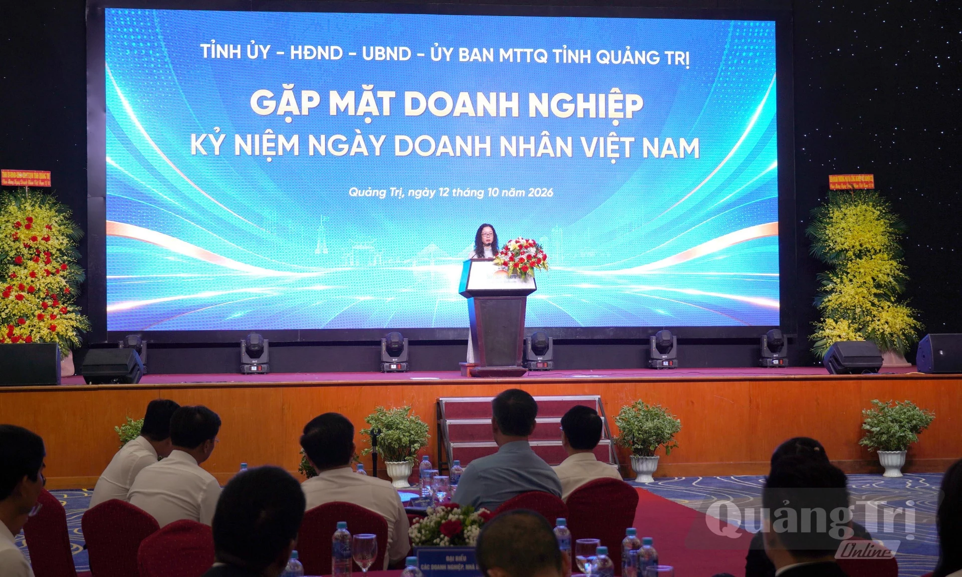 bà Trần Thị Lan Anh, Tổng Thư ký Liên đoàn Thương mại và Công nghiệp Việt Nam (VCCI) cam kết, trong thời gian tới, VCCI sẽ hỗ trợ, đồng hành với tỉnh trong cải thiện chỉ số năng lực cạnh tranh cấp tỉnh