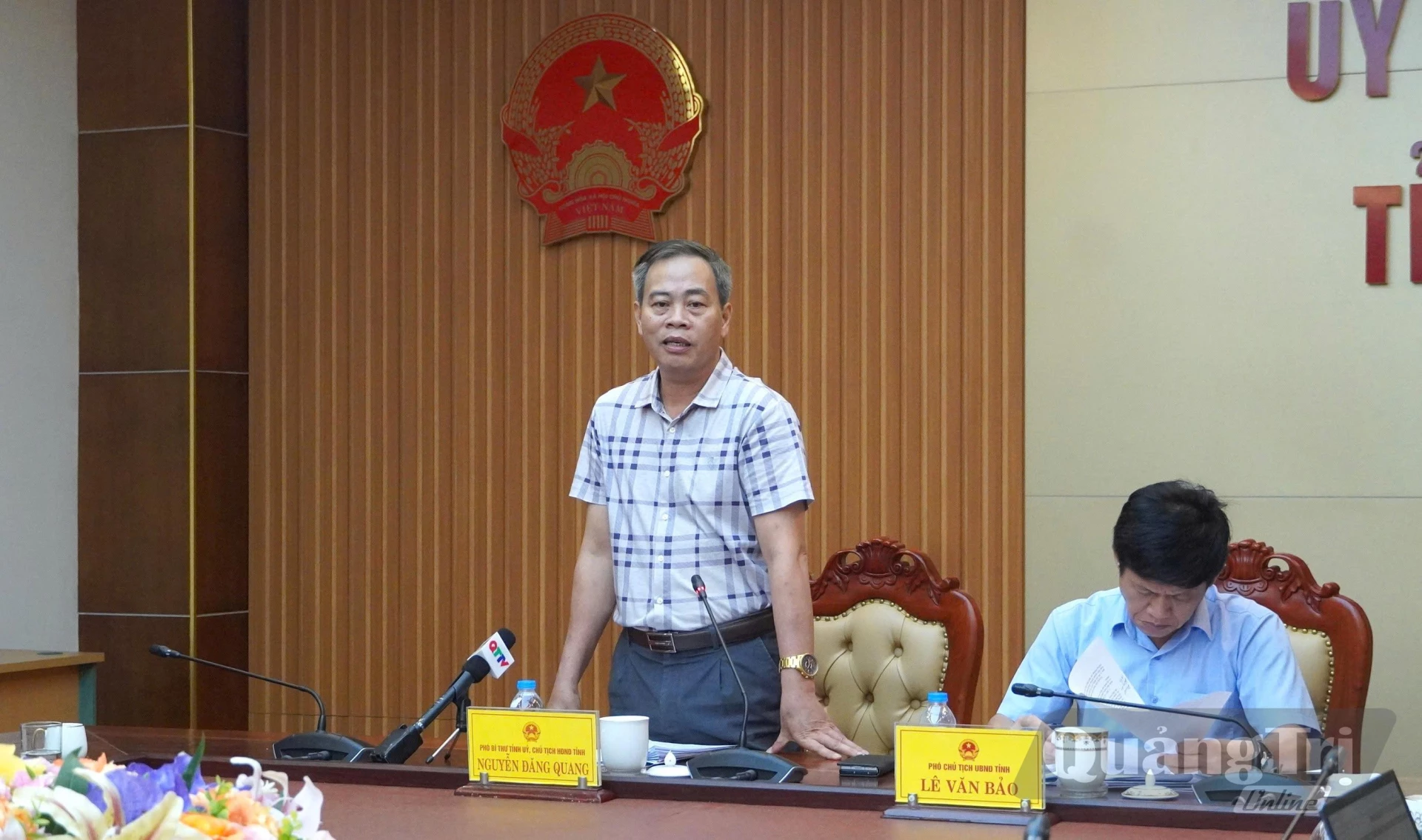 Đồng chí Nguyễn Đăng Quang, Phó Bí thư Tỉnh ủy, Chủ tịch HĐND tỉnh phát biểu tại cuộc họp - Ảnh: Mỹ Nhị 