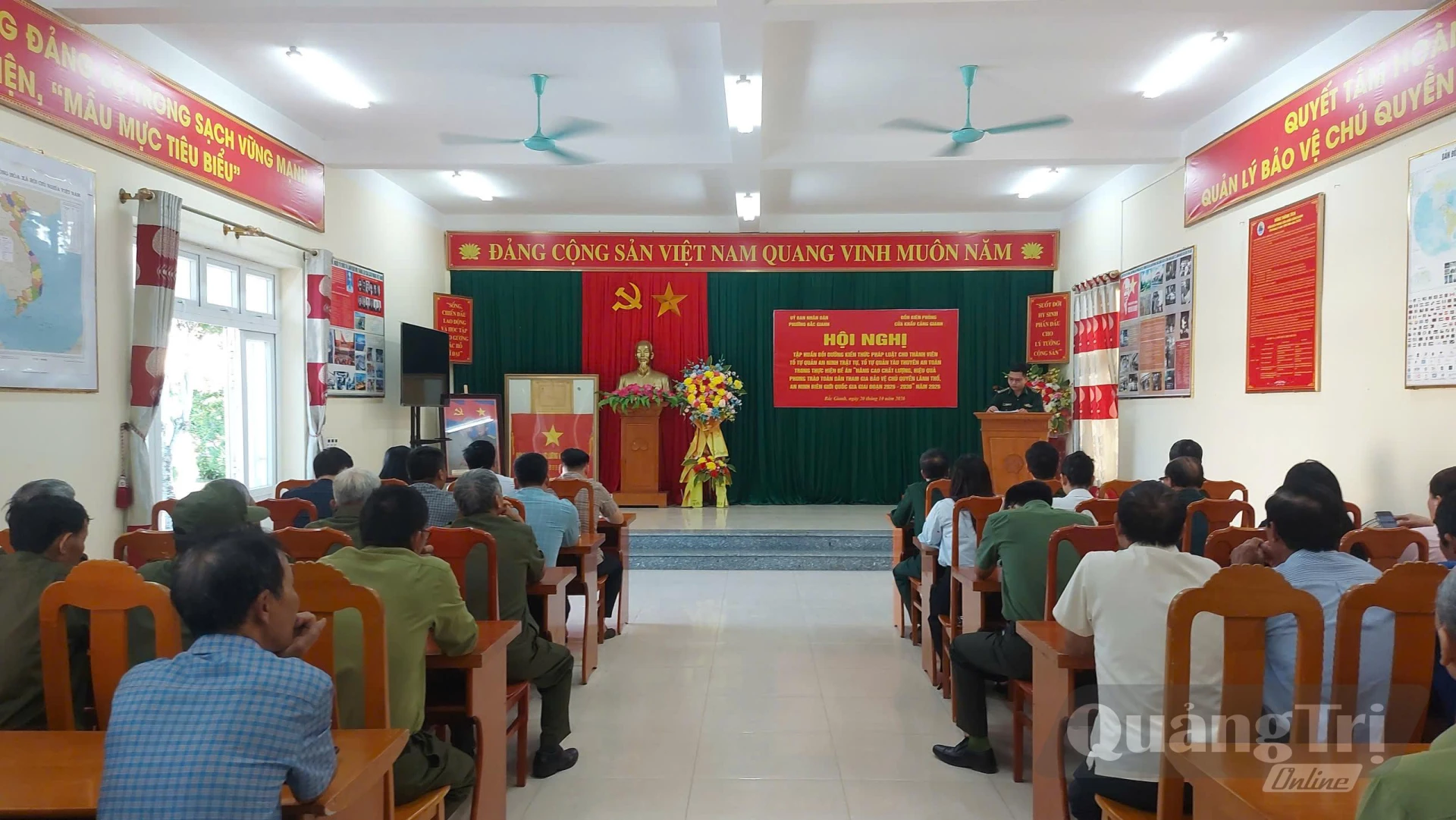 Quang cảnh hội nghị - Ảnh: N.M