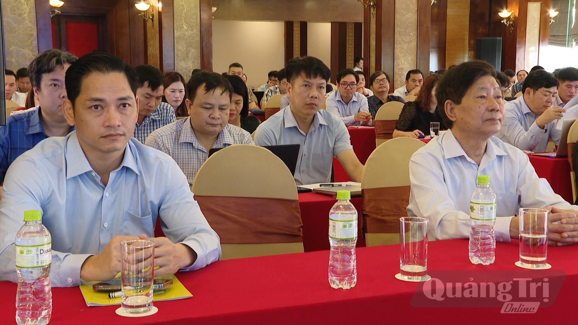 Các đại biểu tham dự lớp tập huấn