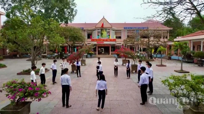 Giờ ra chơi không điện thoại