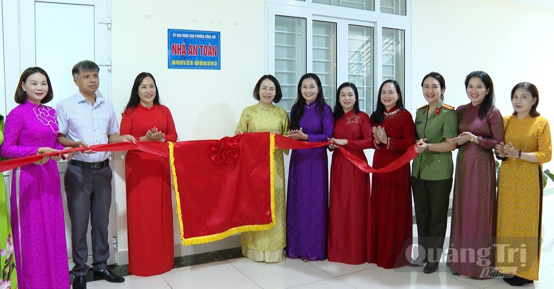 Ra mắt mô hình “Nhà an toàn cho phụ nữ và trẻ em-Điểm đến Địa chỉ tin cậy” tại phường Đồng Hới - Ảnh: Thùy Trang