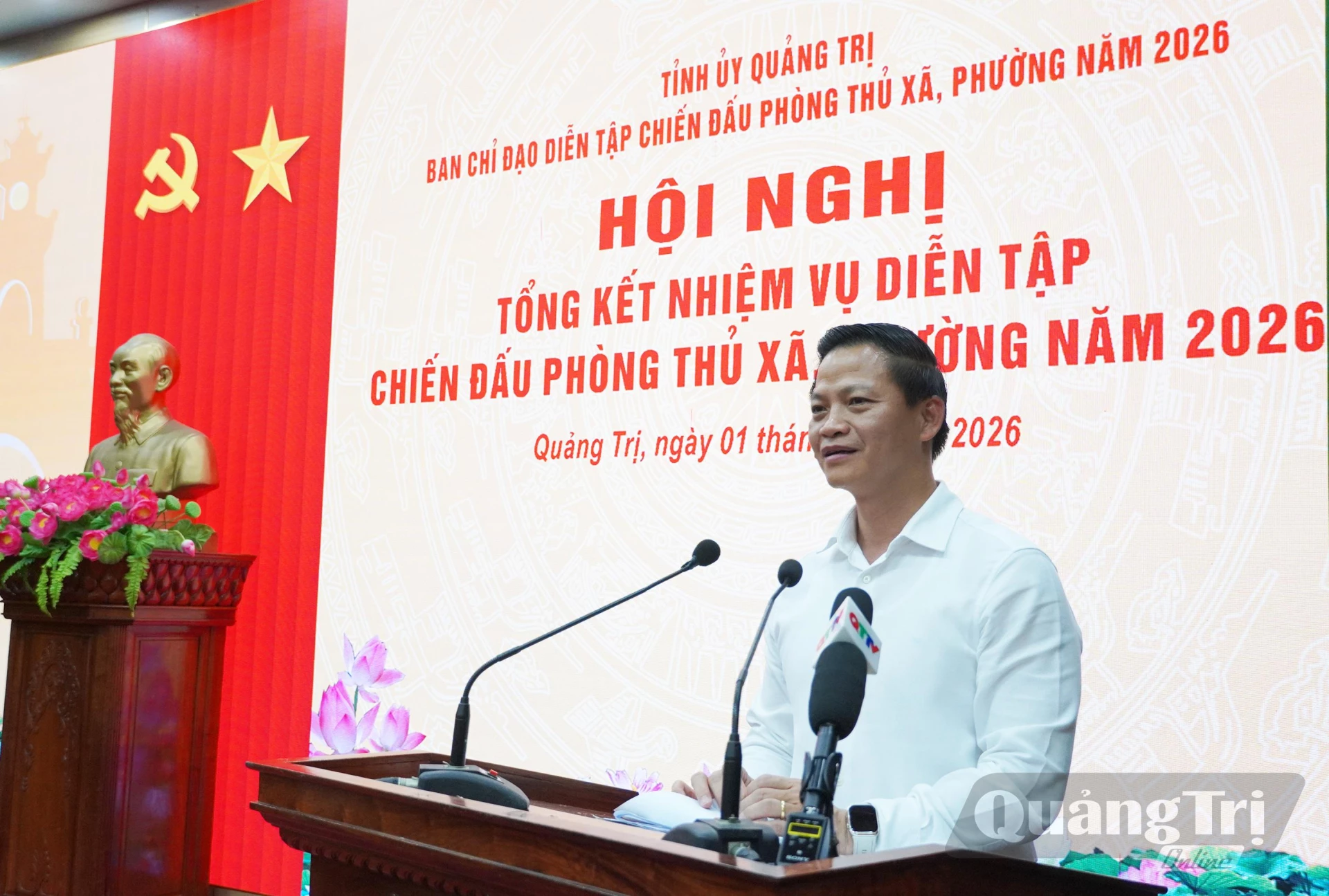 Đồng chí Bí thư Tỉnh ủy Vương Quốc Tuấn phát biểu chỉ đạo tại hội nghị - Ảnh: X.P