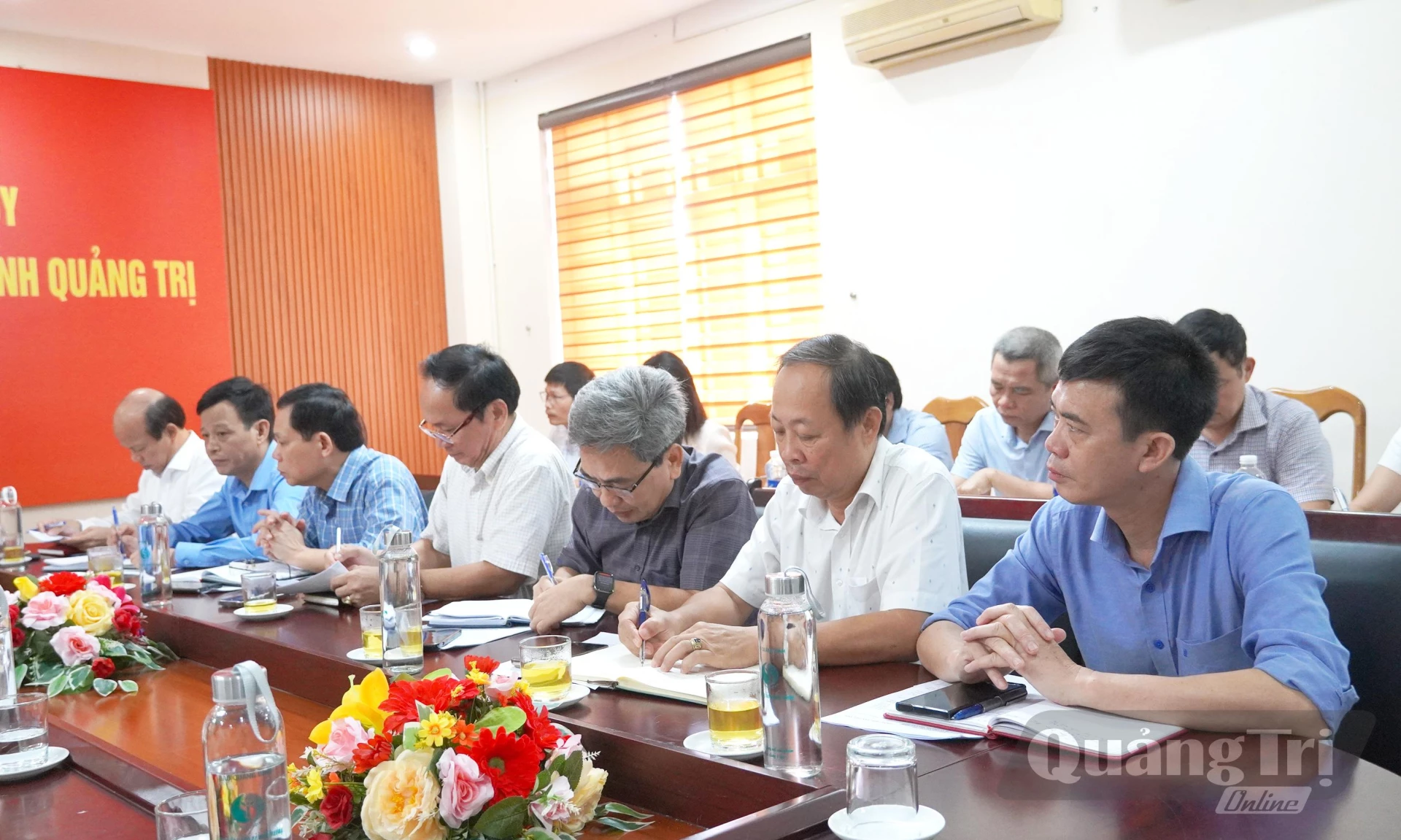 Các đại biểu dự buổi làm việc - Ảnh:X.P