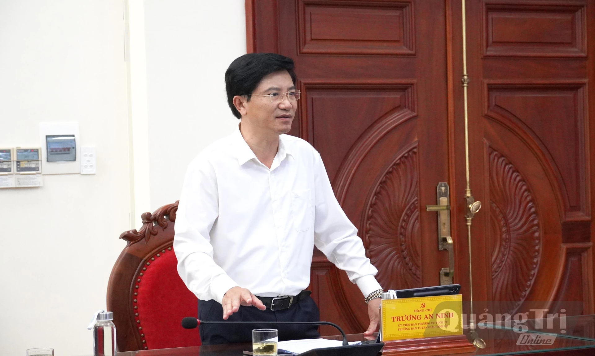 Đồng chí Trương An Ninh, Uỷ viên Ban Thường vụ, Trưởng Ban Tuyên giáo Tỉnh uỷ phát biểu tại buổi làm việc - Ảnh: X.P