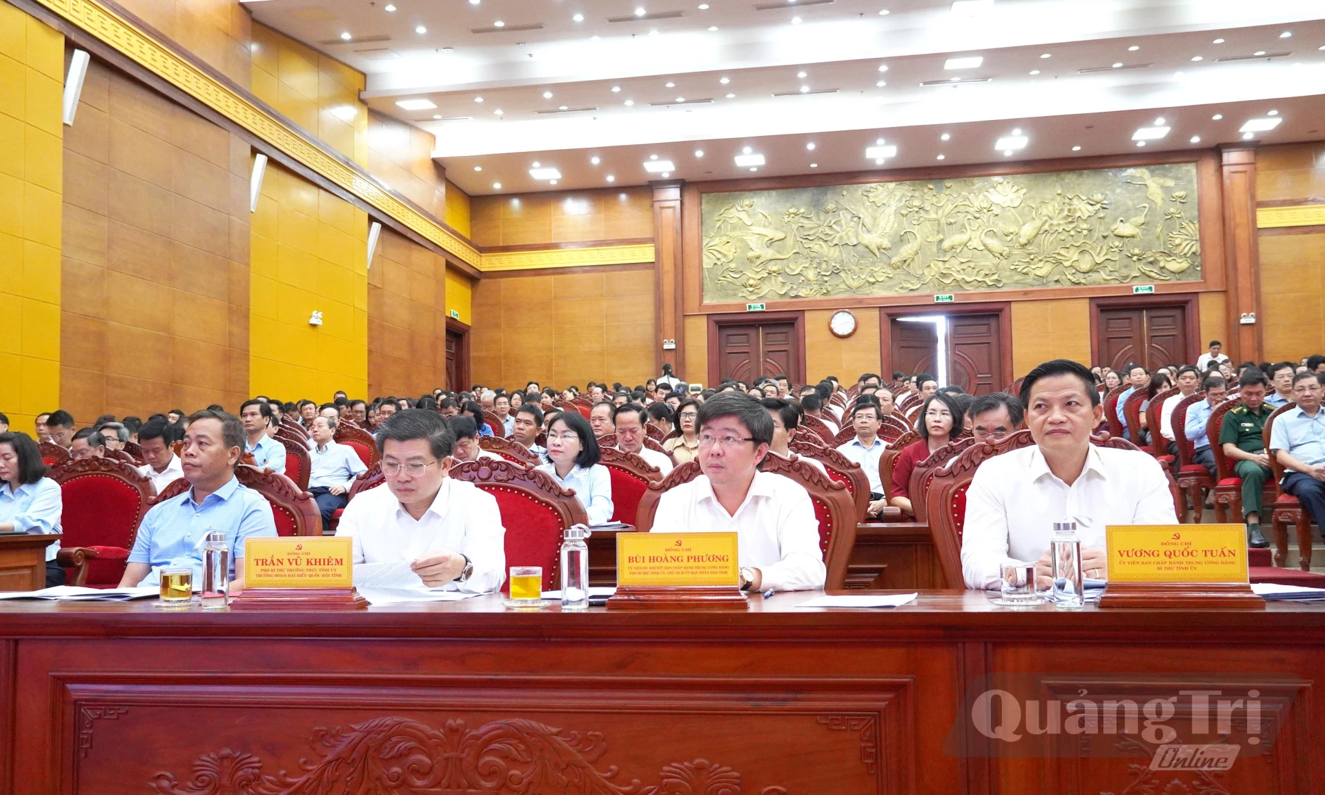Các đại biểu tham dự tại điểm cầu tỉnh Quảng Trị - Ảnh: X.P