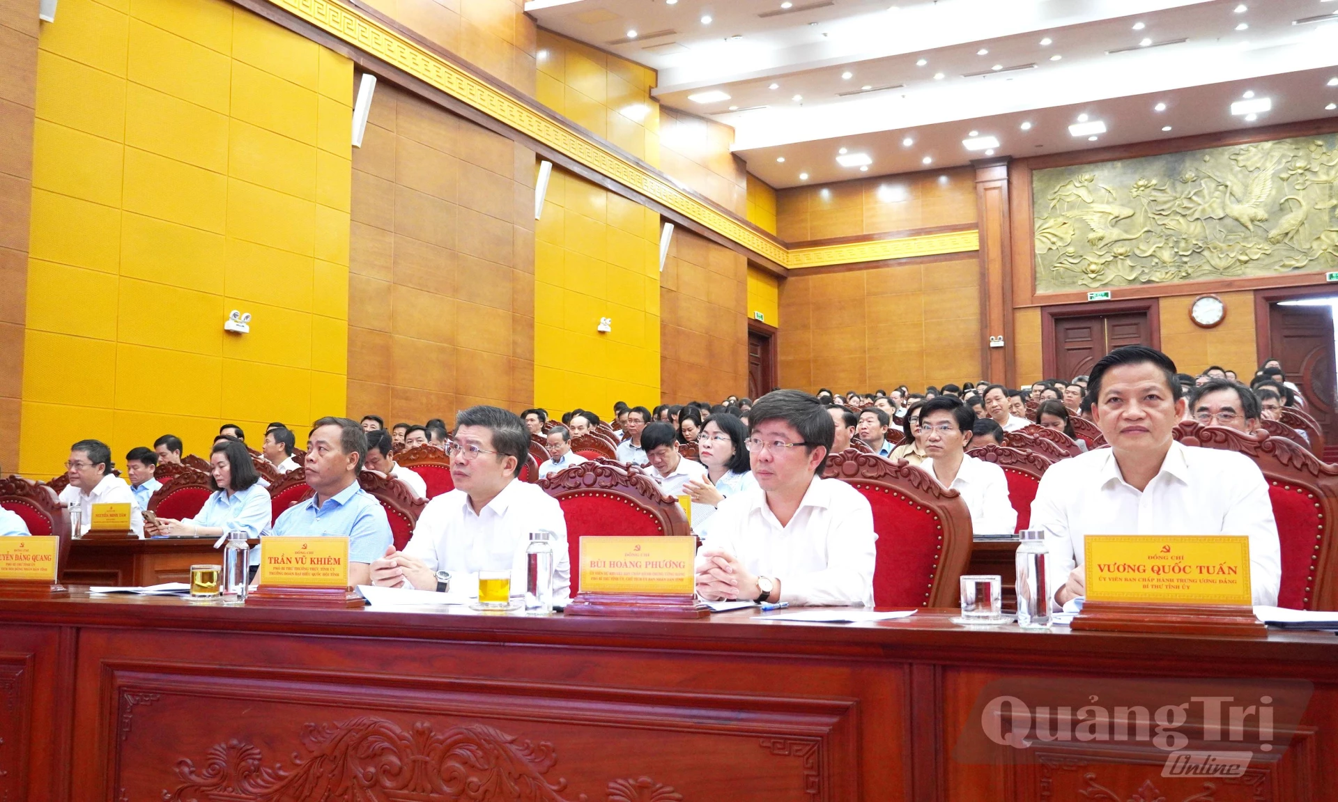 Các đại biểu tham dự tại điểm cầu tỉnh Quảng Trị - Ảnh: X.P
