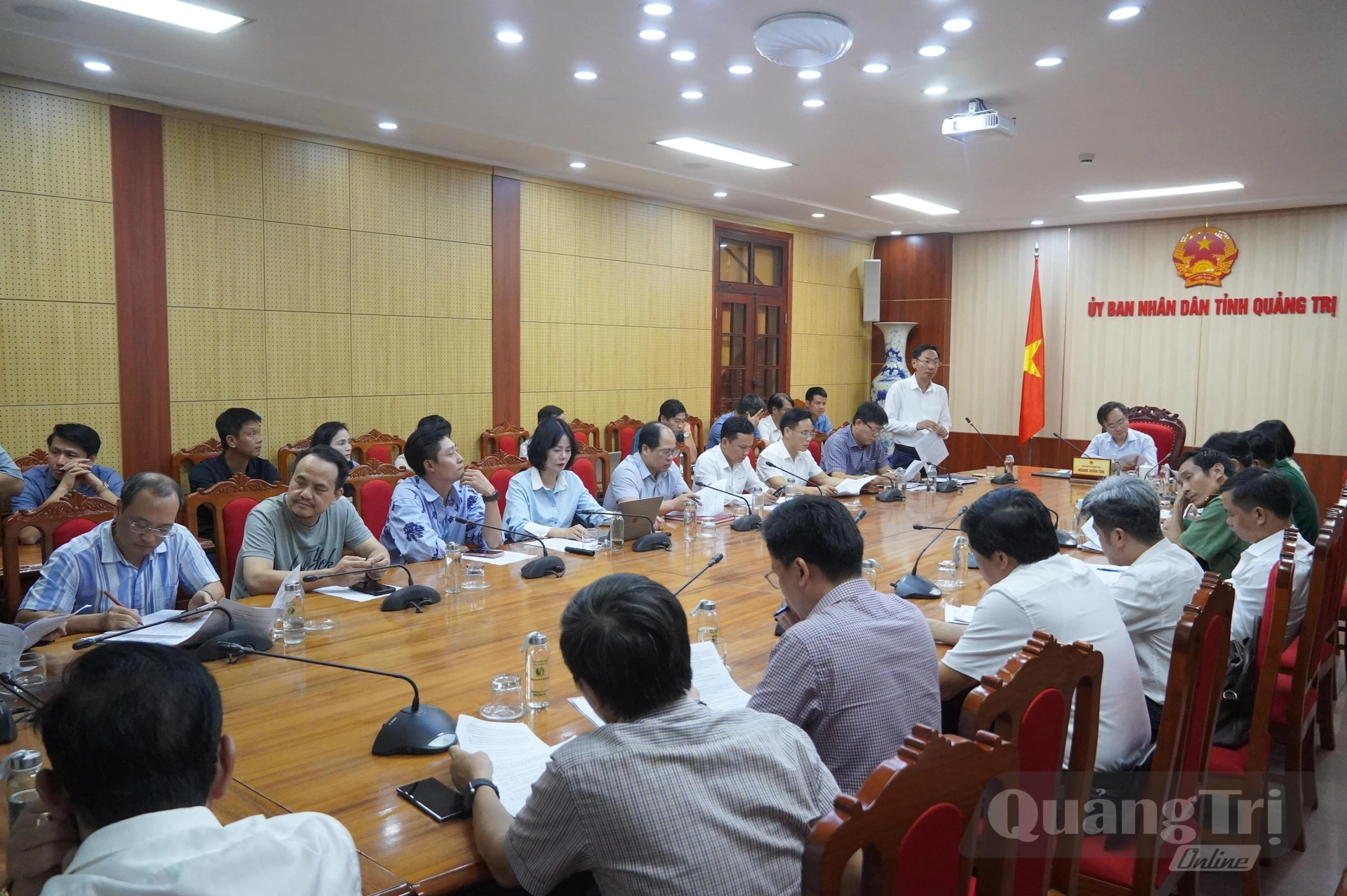 Quang cảnh buổi làm việc - Ảnh: Nh. V