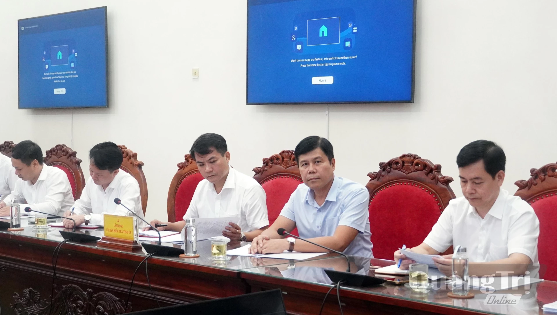 Đại biểu dự buổi làm việc - Ảnh: N.M