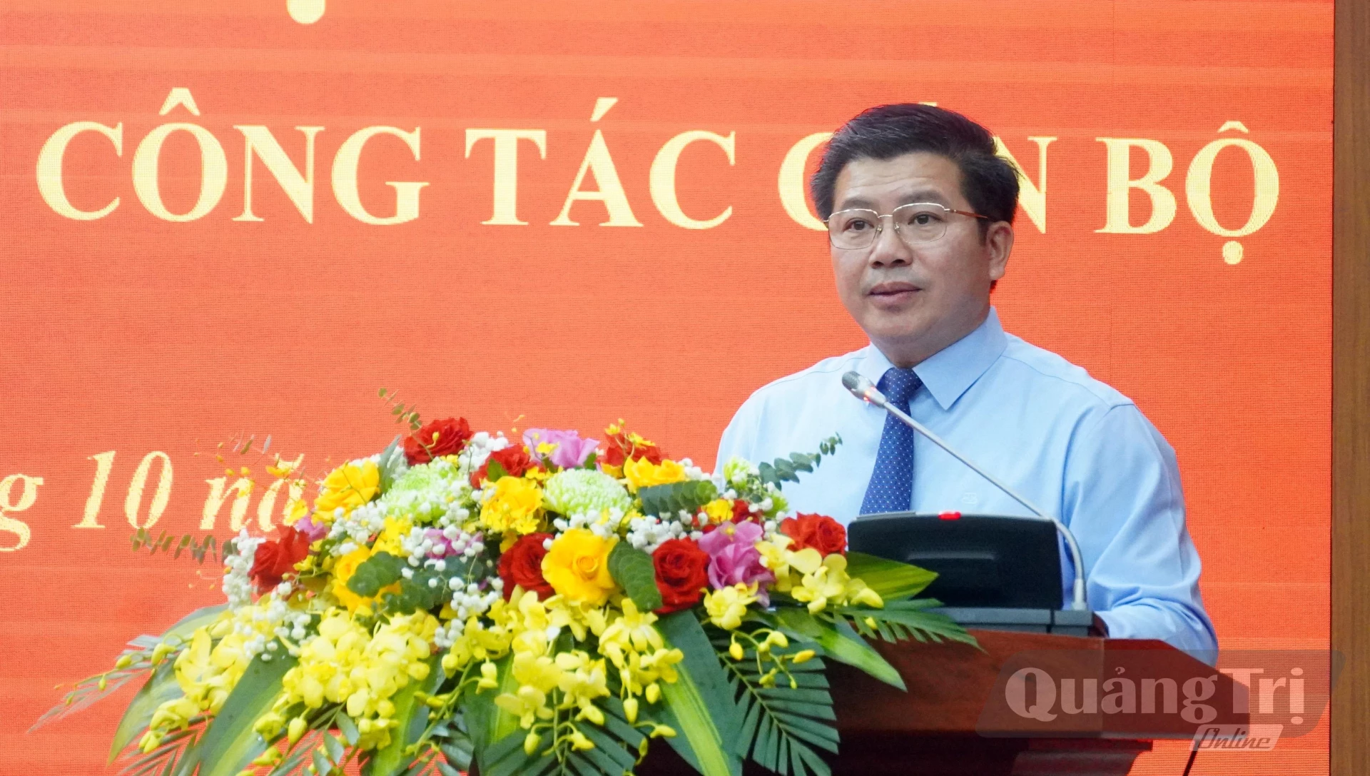 Đồng chí Trần Vũ Khiêm, Phó Bí thư Thường trực Tỉnh ủy, Trưởng đoàn Đại biểu Quốc hội tỉnh phát biểu giao nhiệm vụ - Ảnh: N.M