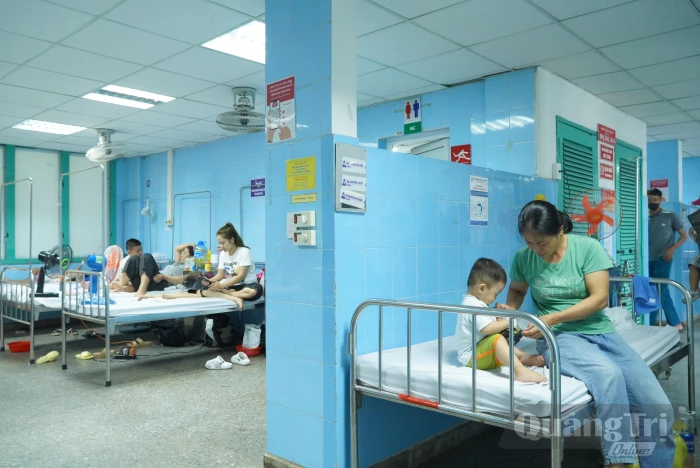 Chủ động phòng bệnh, giảm áp lực điều trị