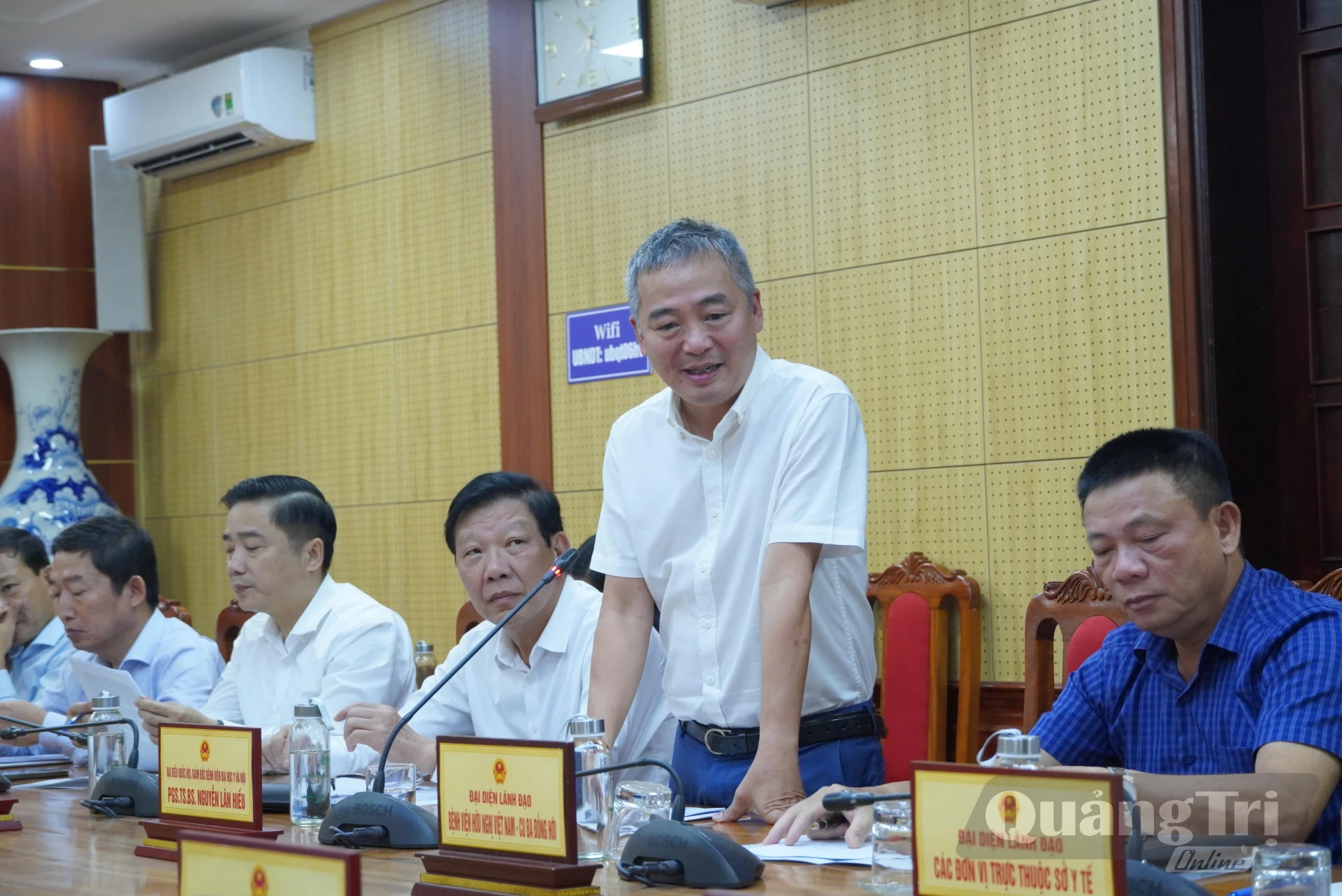 PGS.TS.BS Nguyễn Lân Hiếu, Giám đốc Bệnh viện Đại học Y Hà Nội phát biểu tại buổi làm việc-Ảnh: HL