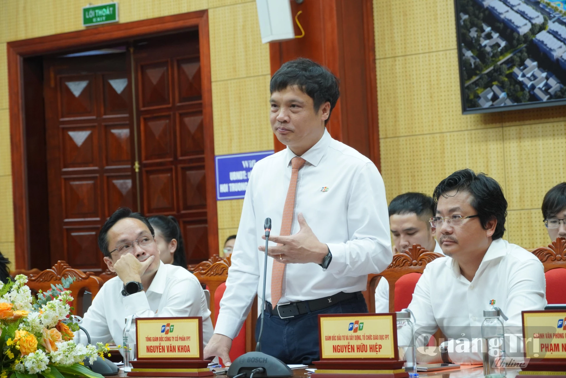 Ông Nguyễn Văn Khoa, Tổng Giám đốc Công ty cổ phần FPT phát biểu tại buổi làm việc-Ảnh: HL


