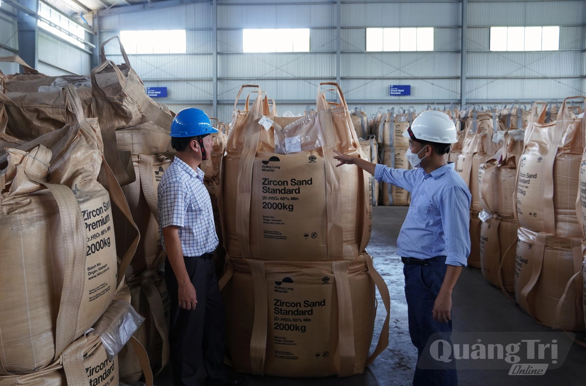 Sản phẩm của Công ty CP Khoáng sản Hoàng Long được xuất bán qua thị trường Nhật, Hàn Quốc và các nước châu Âu - Ảnh: L.Chi