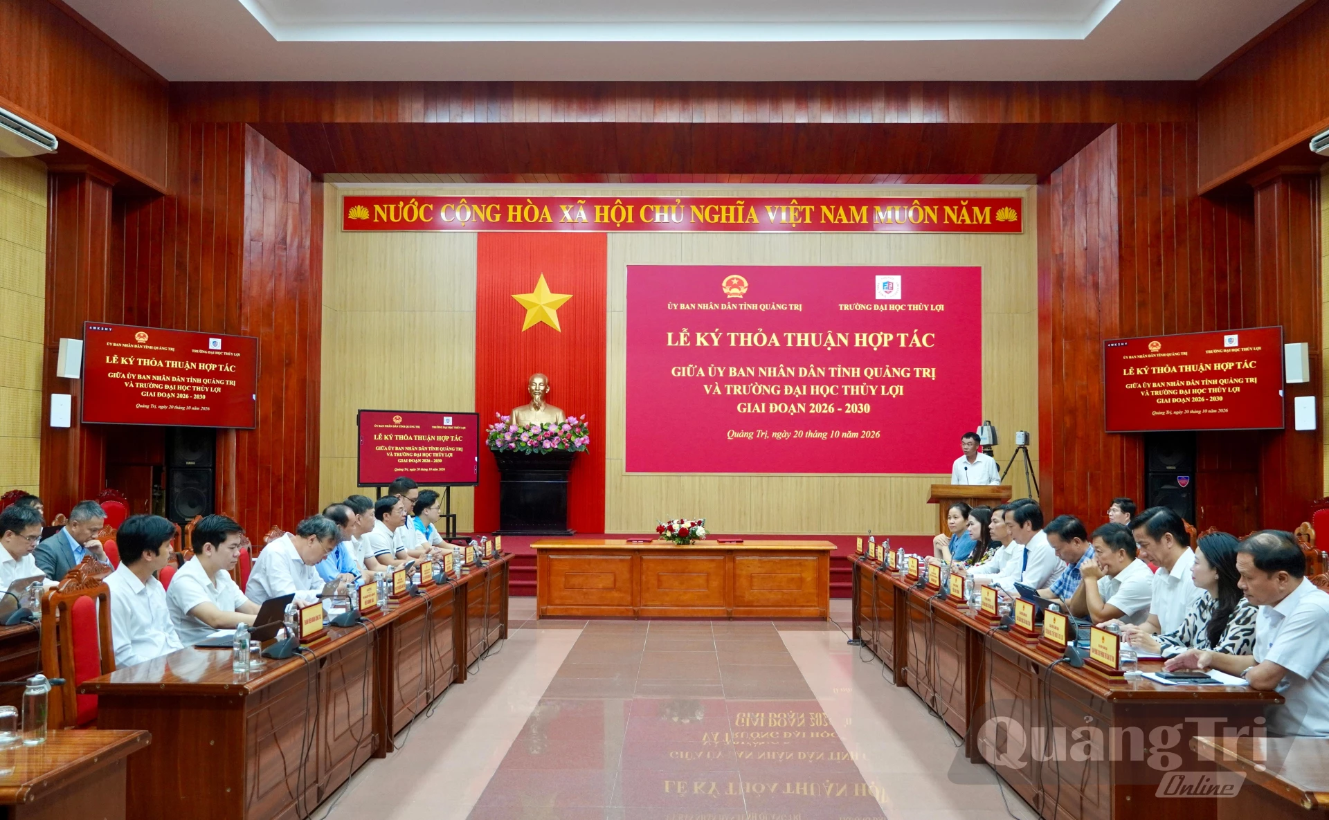 Quang cảnh buổi lễ - Ảnh: H.N