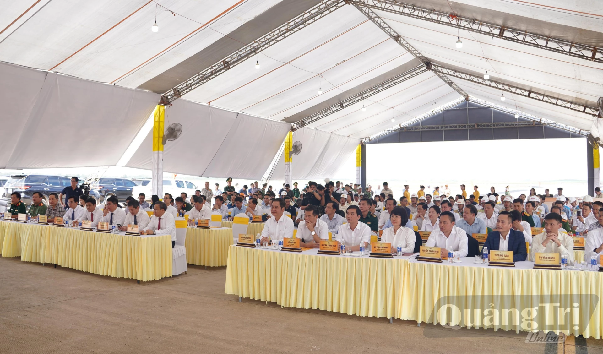 Đại biểu tham dự - Ảnh: Đ.V