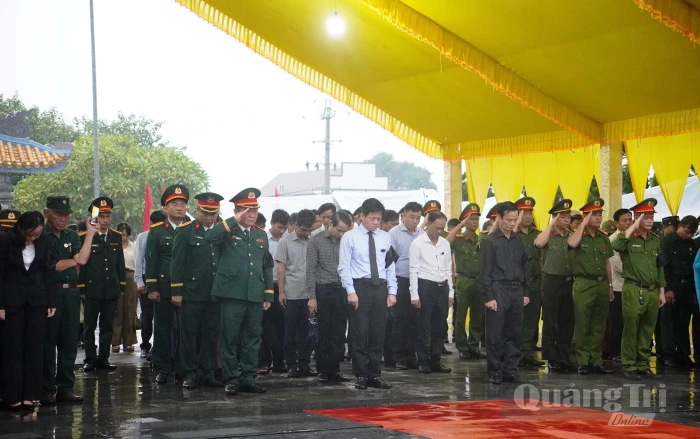 Tổ chức lễ truy điệu, an táng 7 hài cốt liệt sĩ tại phường Quảng Trị