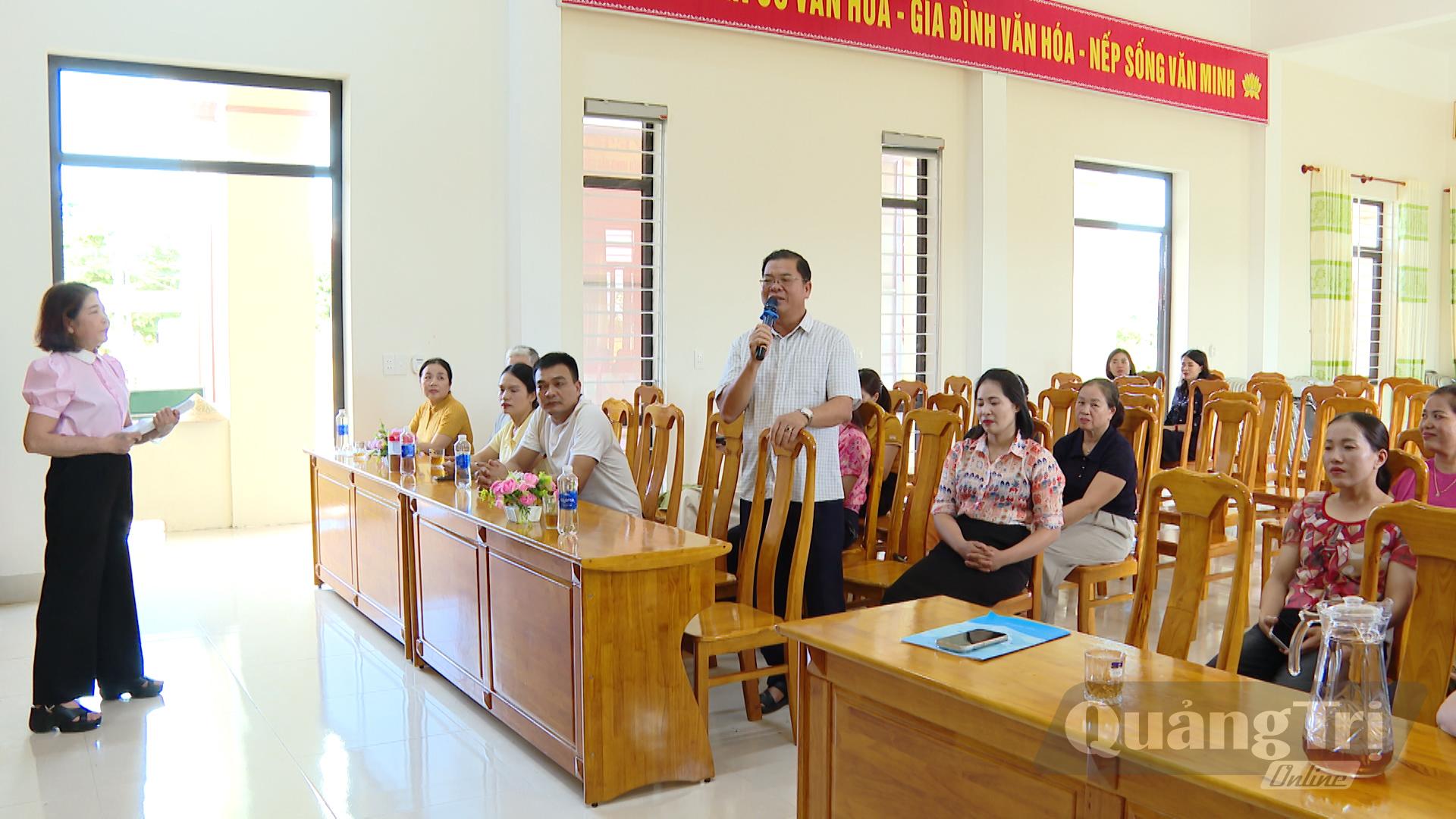Một buổi sinh hoạt của Câu lạc bộ Gia đình hạnh phúc tại thôn Đại Nam, xã Hoàn Lão - Ảnh: L.T