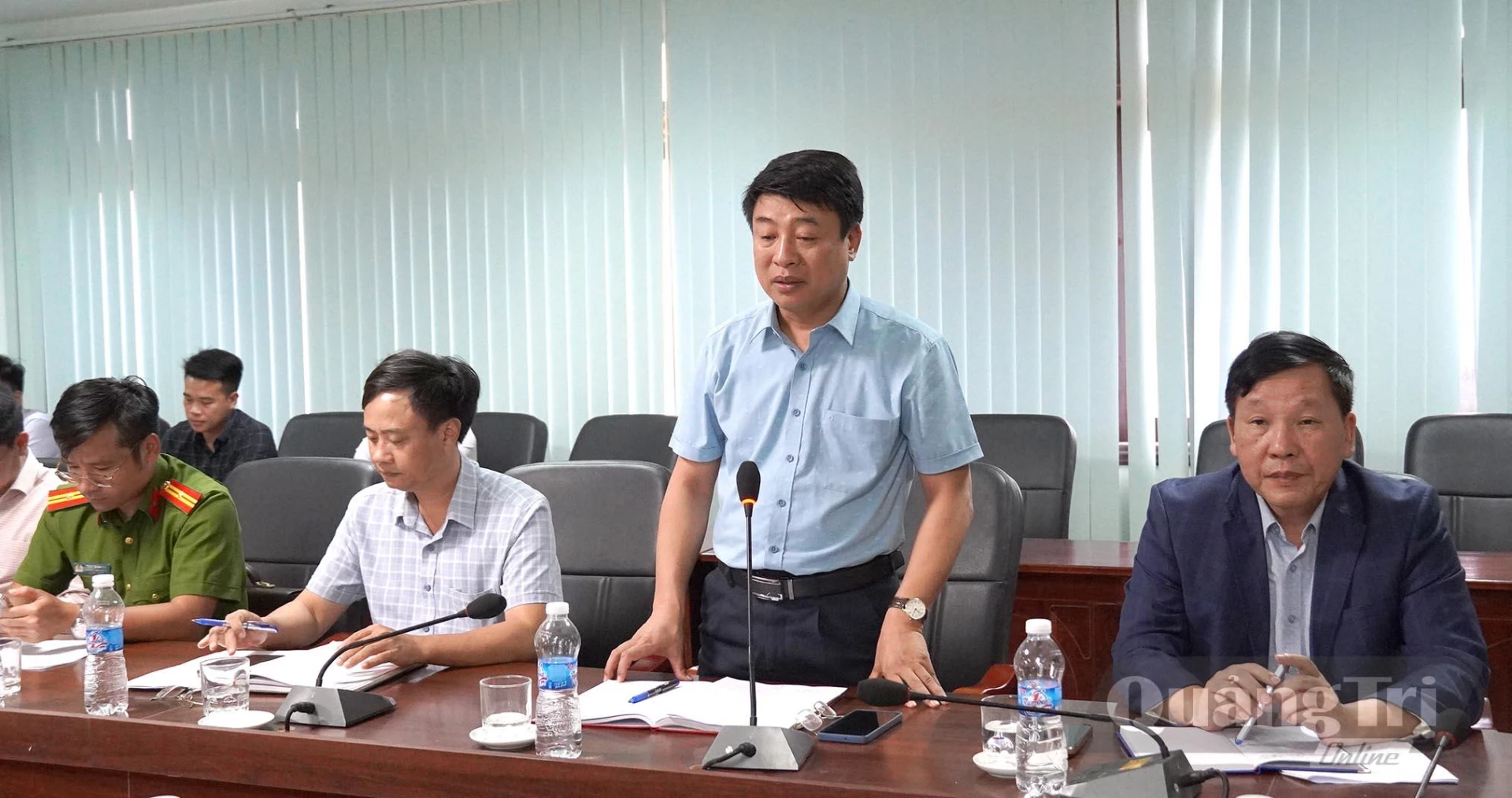 Đồng chí Phó Chủ tịch UBND tỉnh Lê Văn Bảo kiểm tra hiện trường dự án - Ảnh: C.H