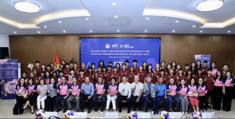 Chương trình bóng đá nữ dành cho trẻ em gái từ 6-9 tuổi, thuộc dự án phát triển bóng đá nữ do Liên đoàn Bóng đá châu Âu (UEFA) và Liên đoàn Bóng đá châu Á (AFC) hỗ trợ giai đoạn 2024-2027. (Ảnh: VFF)