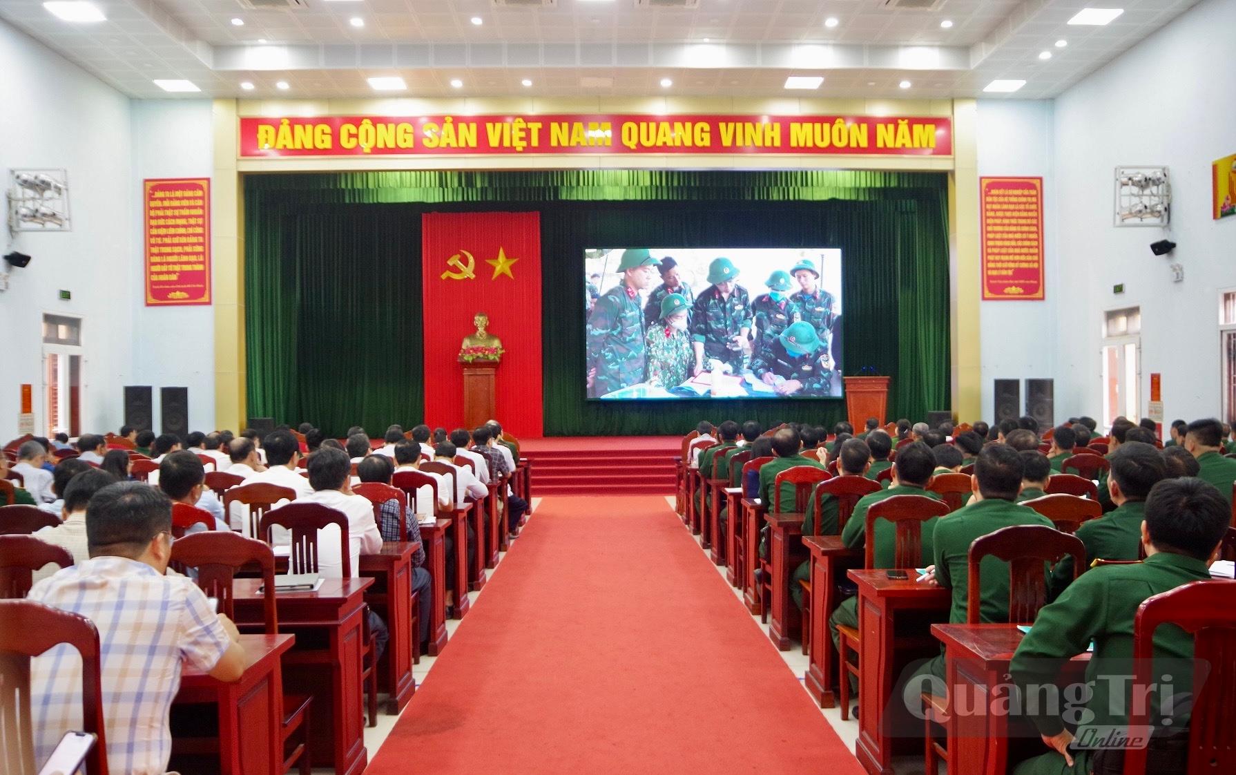 Quang cảnh hội nghị - Ảnh: H.N
