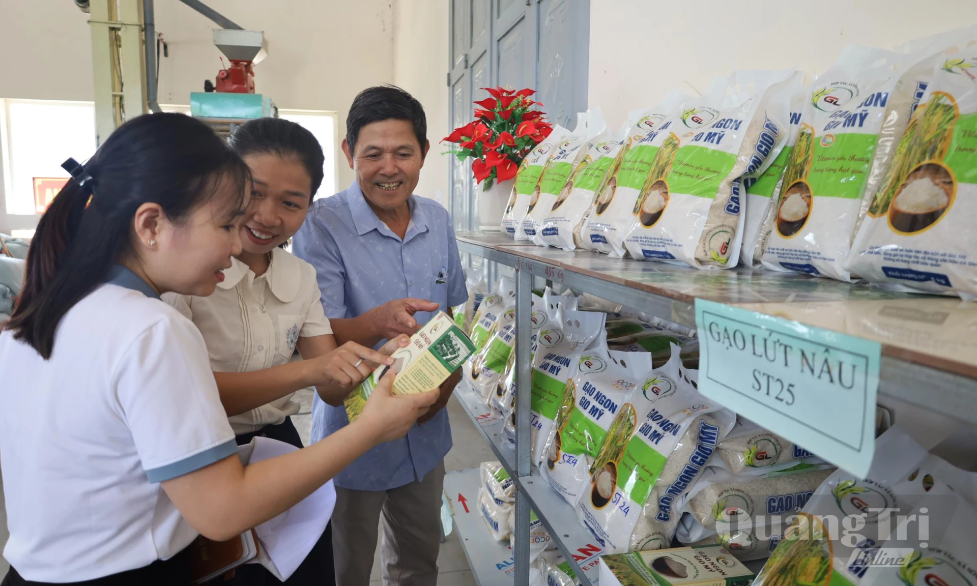 Sản phẩm gạo OCOP của Hợp tác xã Nông sản hữu cơ Gio Linh - Ảnh: H.C