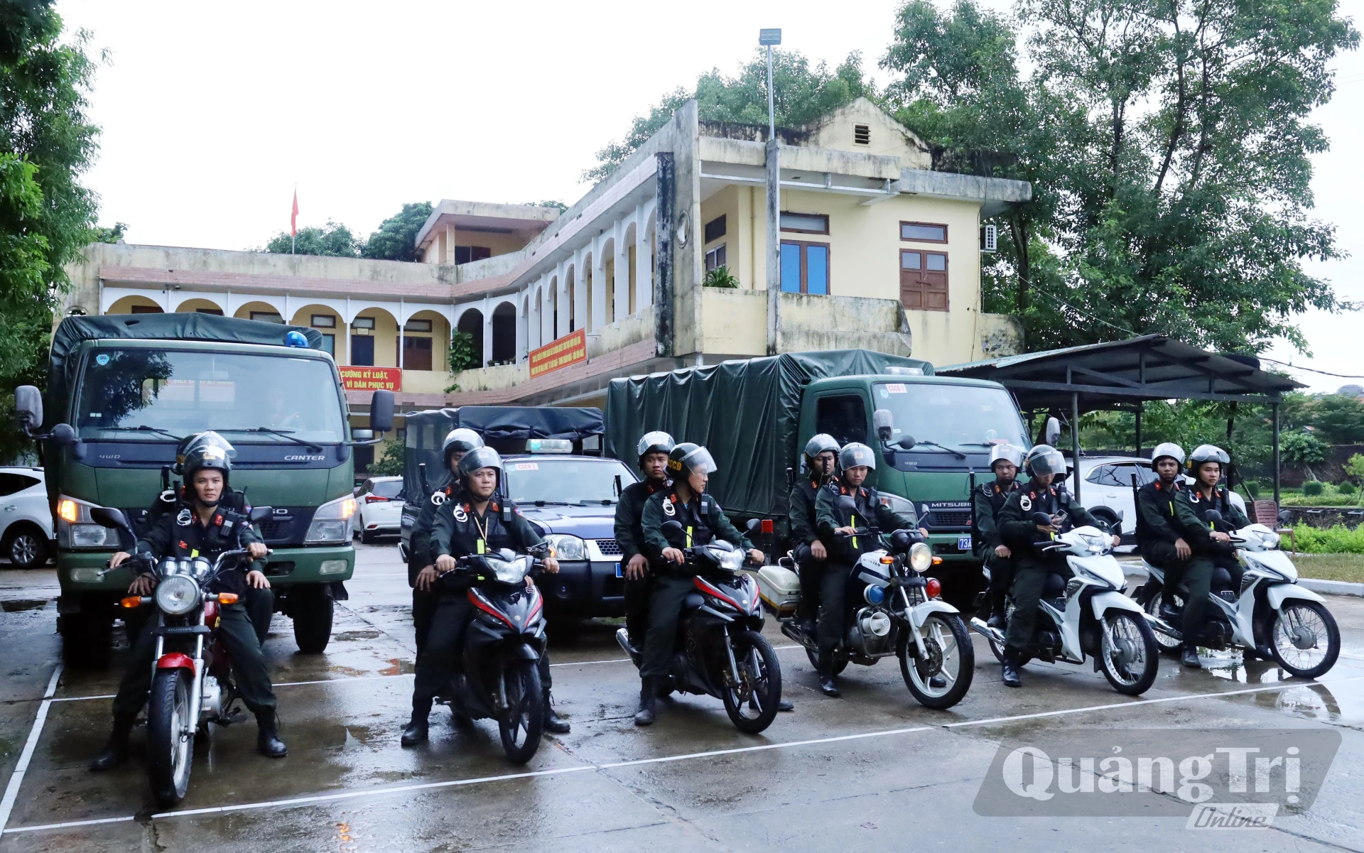 Lực lượng Phòng Cảnh sát cơ động thường xuyên rèn luyện, nắm chắc nghiệp vụ, sẵn sàng chiến đấu - Ảnh: Đ.N