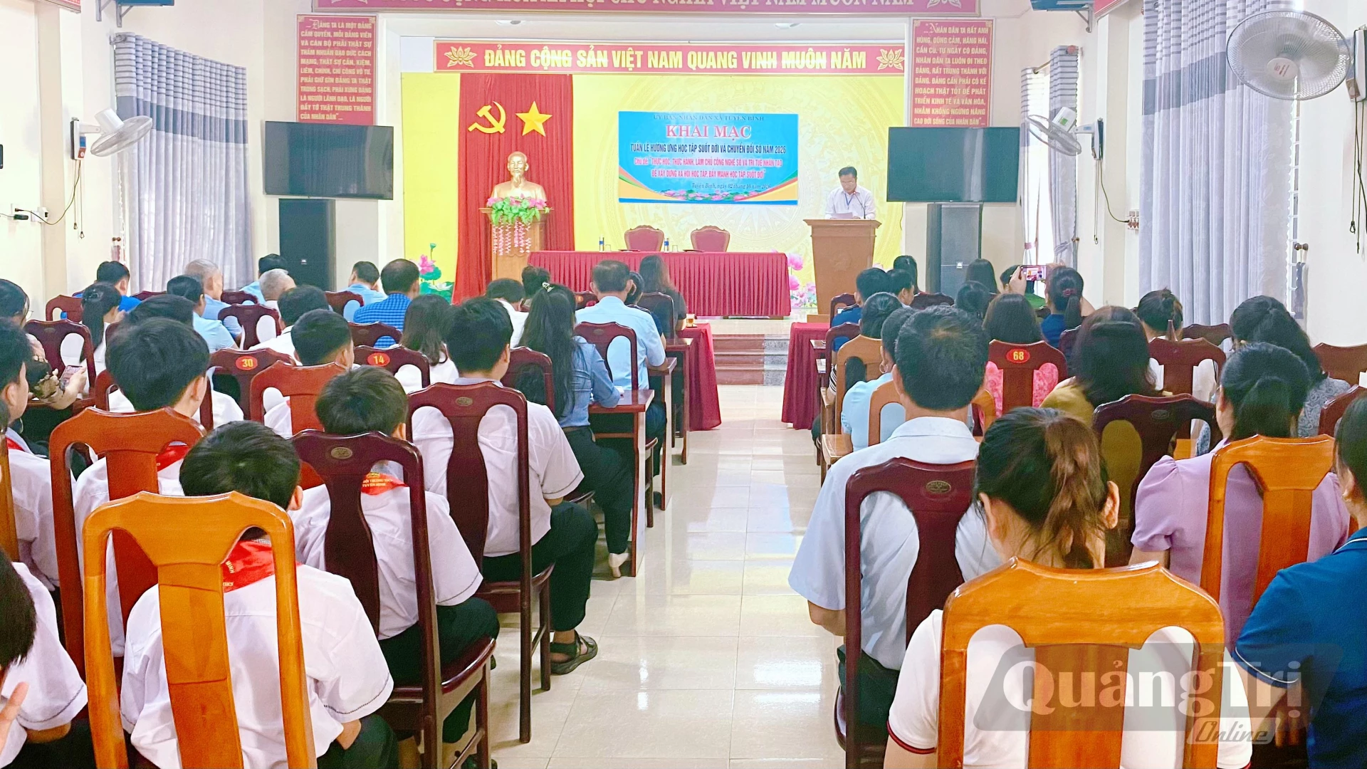 Quang cảnh lễ phát động tại xã Tuyên Bình - Ảnh: T.L