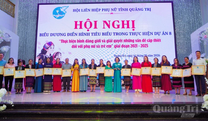 Biểu dương 40 tập thể, cá nhân tiêu biểu trong thực hiện Dự án 8