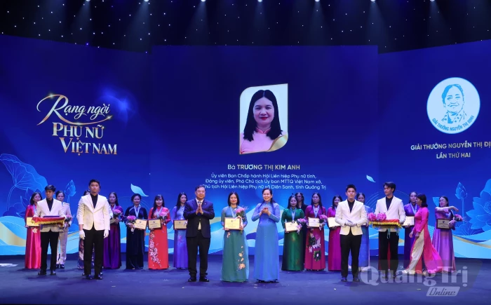Từ việc lắng nghe...