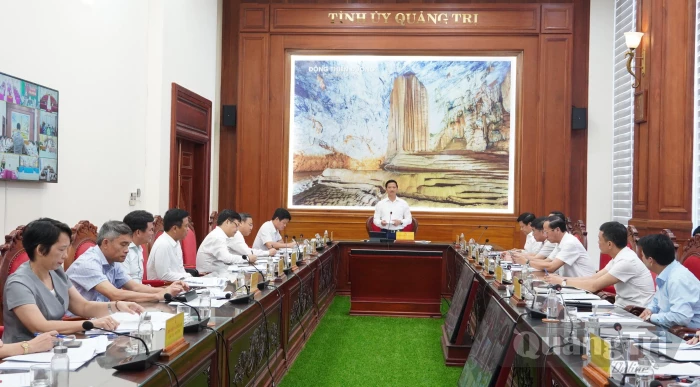 Tháo gỡ 'điểm nghẽn', đẩy nhanh tiến độ các dự án nguồn điện, lưới điện