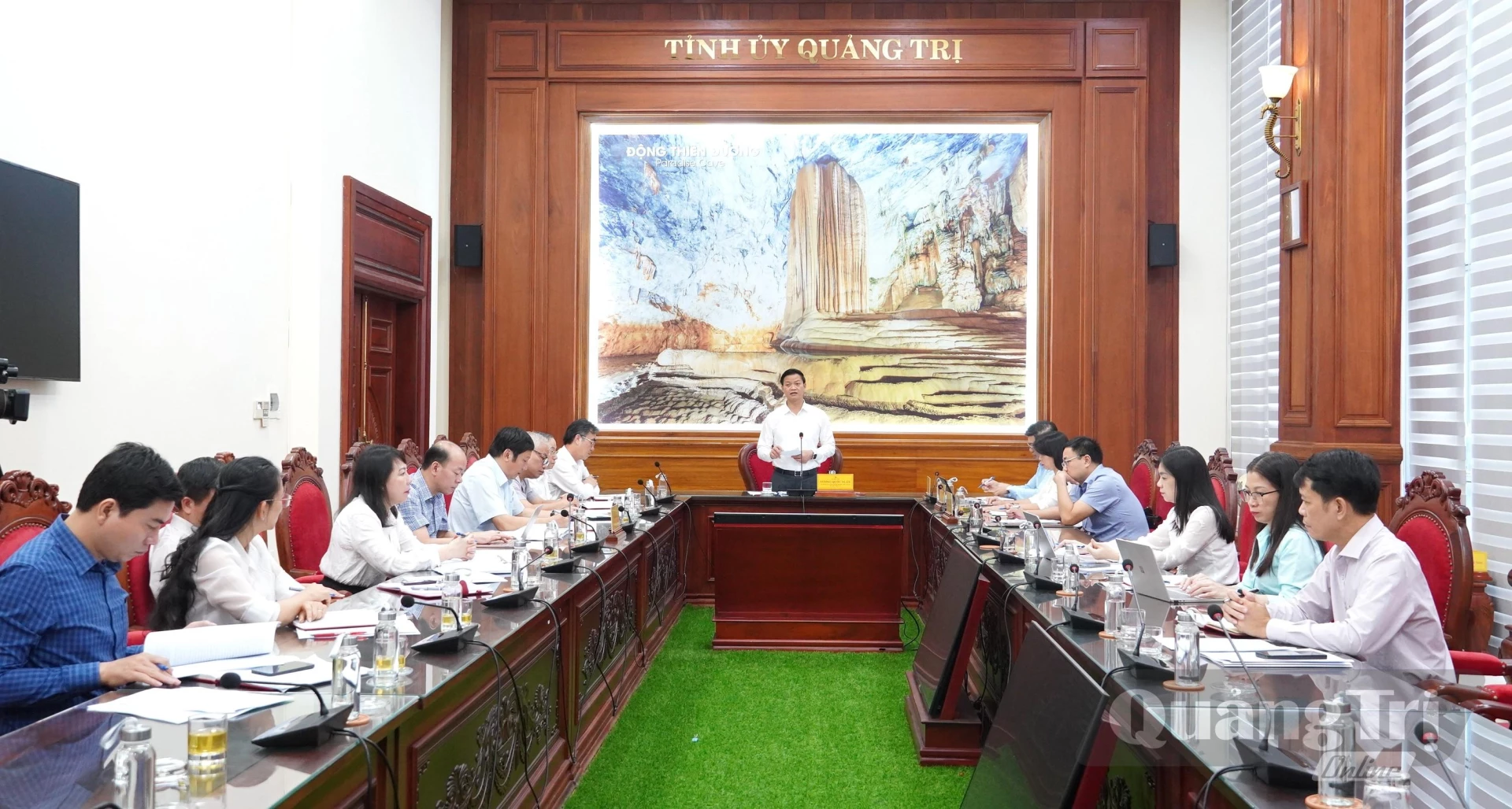 Đồng chí Vương Quốc Tuấn, Bí thư Tỉnh ủy kết luận buổi làm việc - Ảnh: Q.V