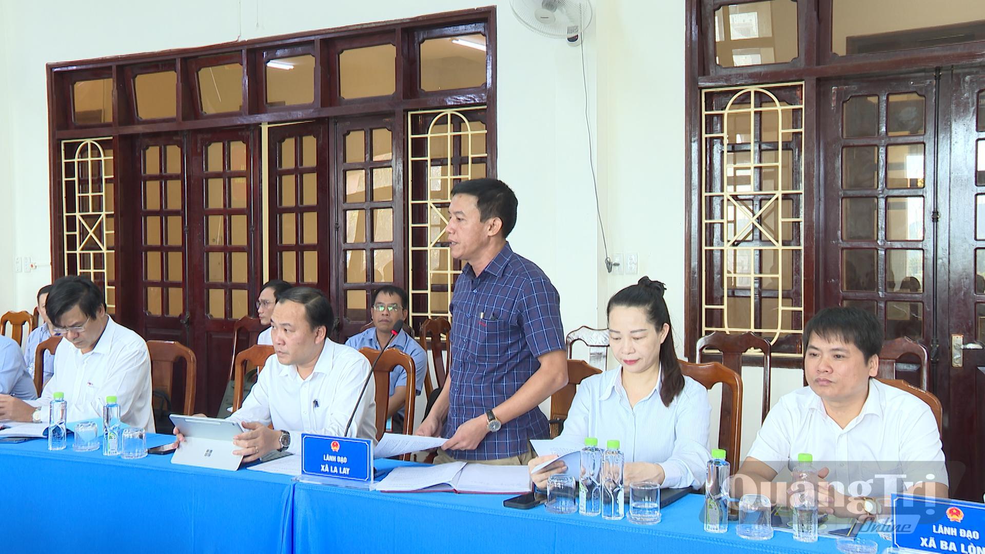 Lãnh đạo xã La Lay báo cáo kết quả phát triển kinh tế - xã hội 9 tháng đầu năm 2026 - Ảnh: Hoàng Hùng