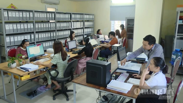 Triển khai chiến dịch '100 ngày đêm cao điểm chuẩn hóa, số hóa tài liệu tồn đọng'