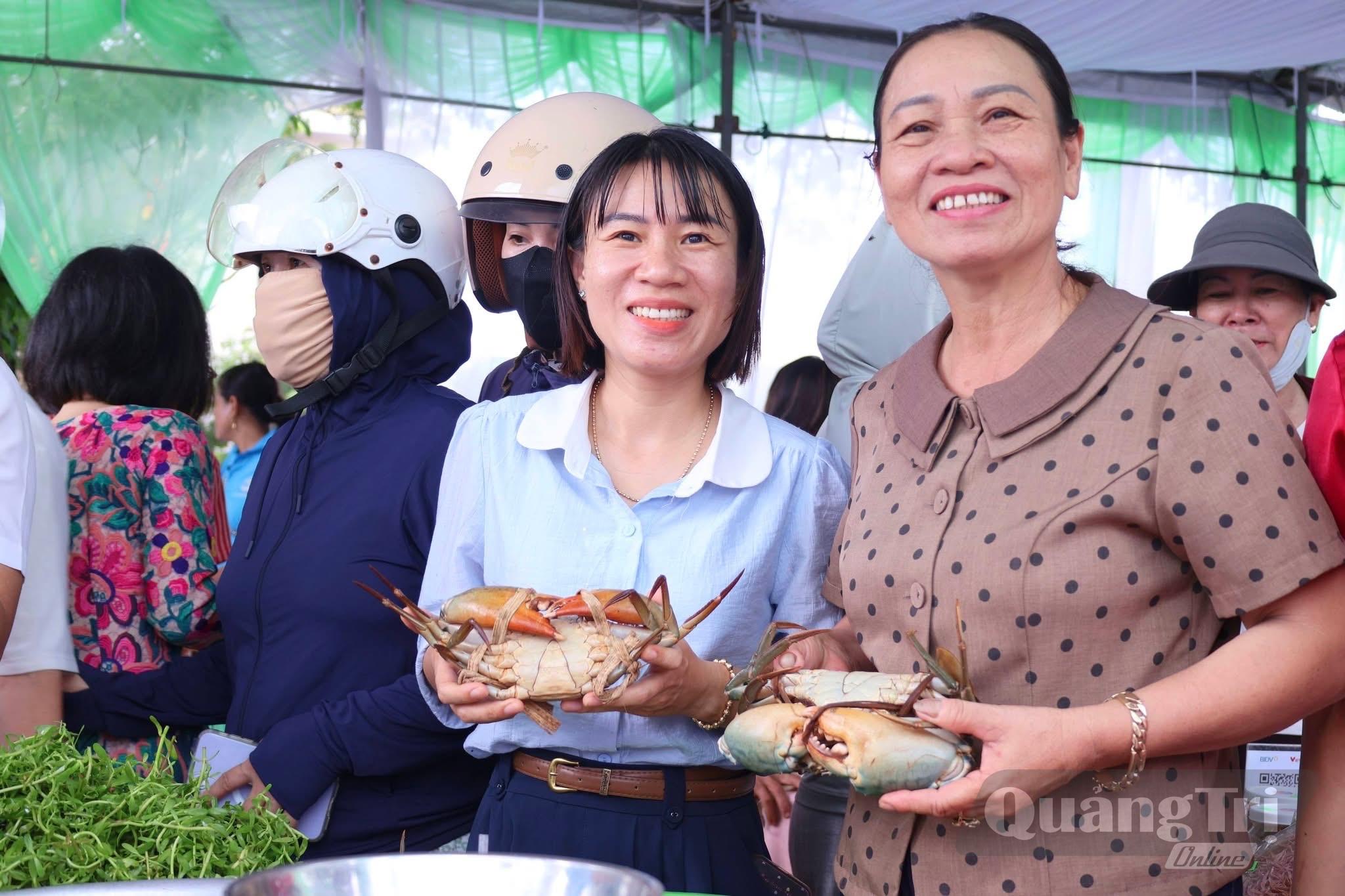 Mô hình nuôi Cua xen canh các loại hải sản như cá dìa, tôm sú đem lại giá trị kinh tế các xã như Bến Hải, Nam Cửa Việt...MH