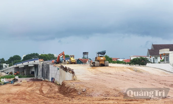 Gỡ 'điểm nghẽn' giải phóng mặt bằng