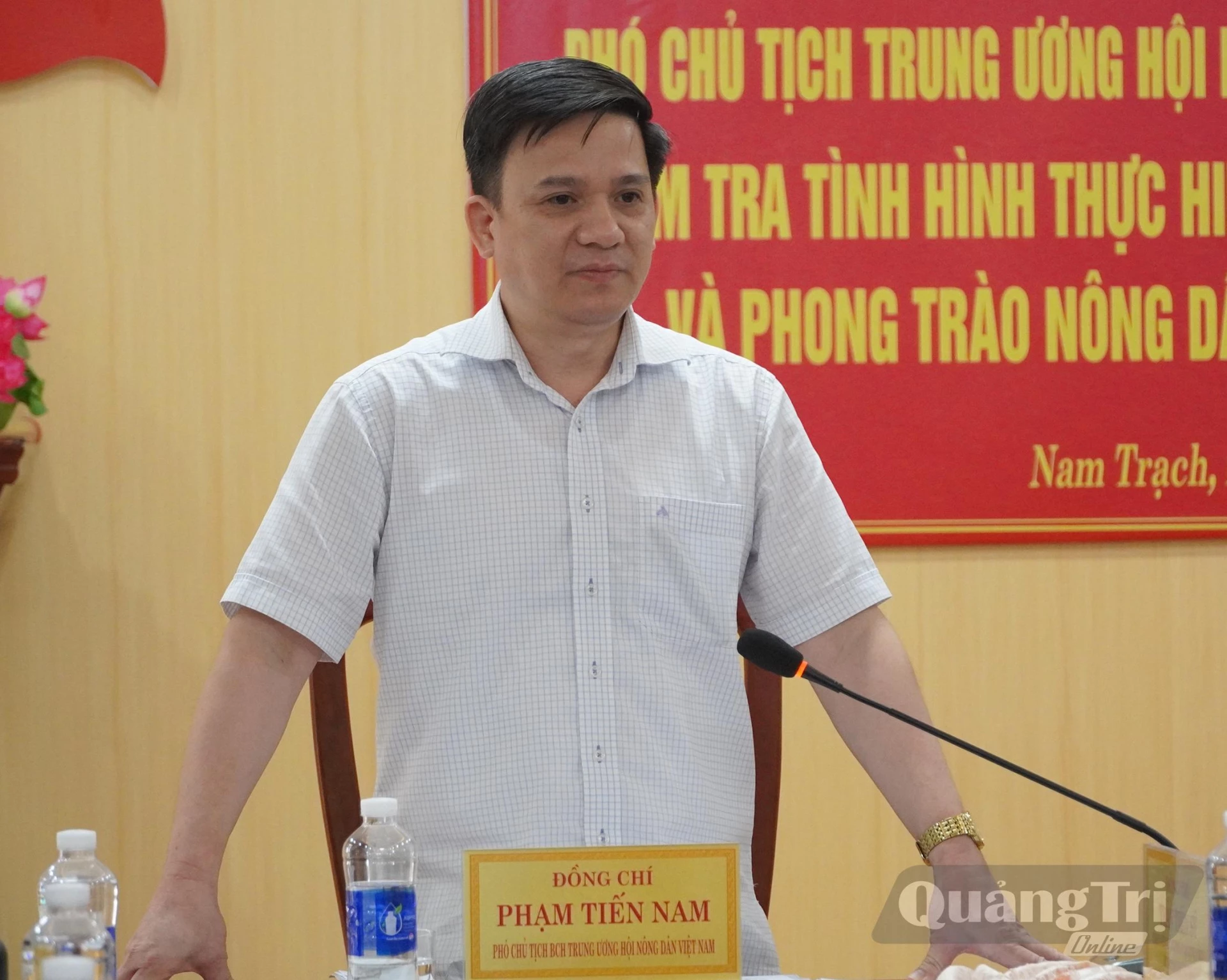 Đồng chí Phạm Tiến Nam, Phó Chủ tịch BCH Trung ương Hội Nông dân Việt Nam phát biểu chỉ đạo tại buổi làm việc - Ảnh: L.M