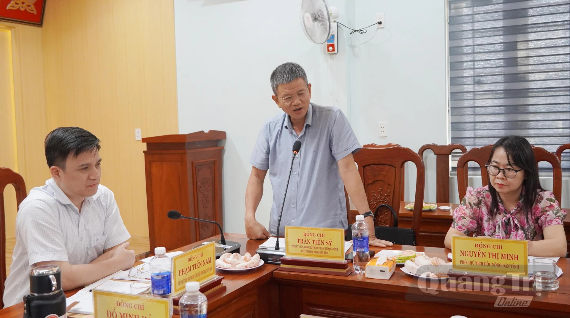 Đồng chí Trần Tiến Sỹ, Tỉnh ủy viên, Chủ tịch Hội Nông dân tỉnh phát biểu ý kiến tại buổi làm việc - Ảnh: L.M