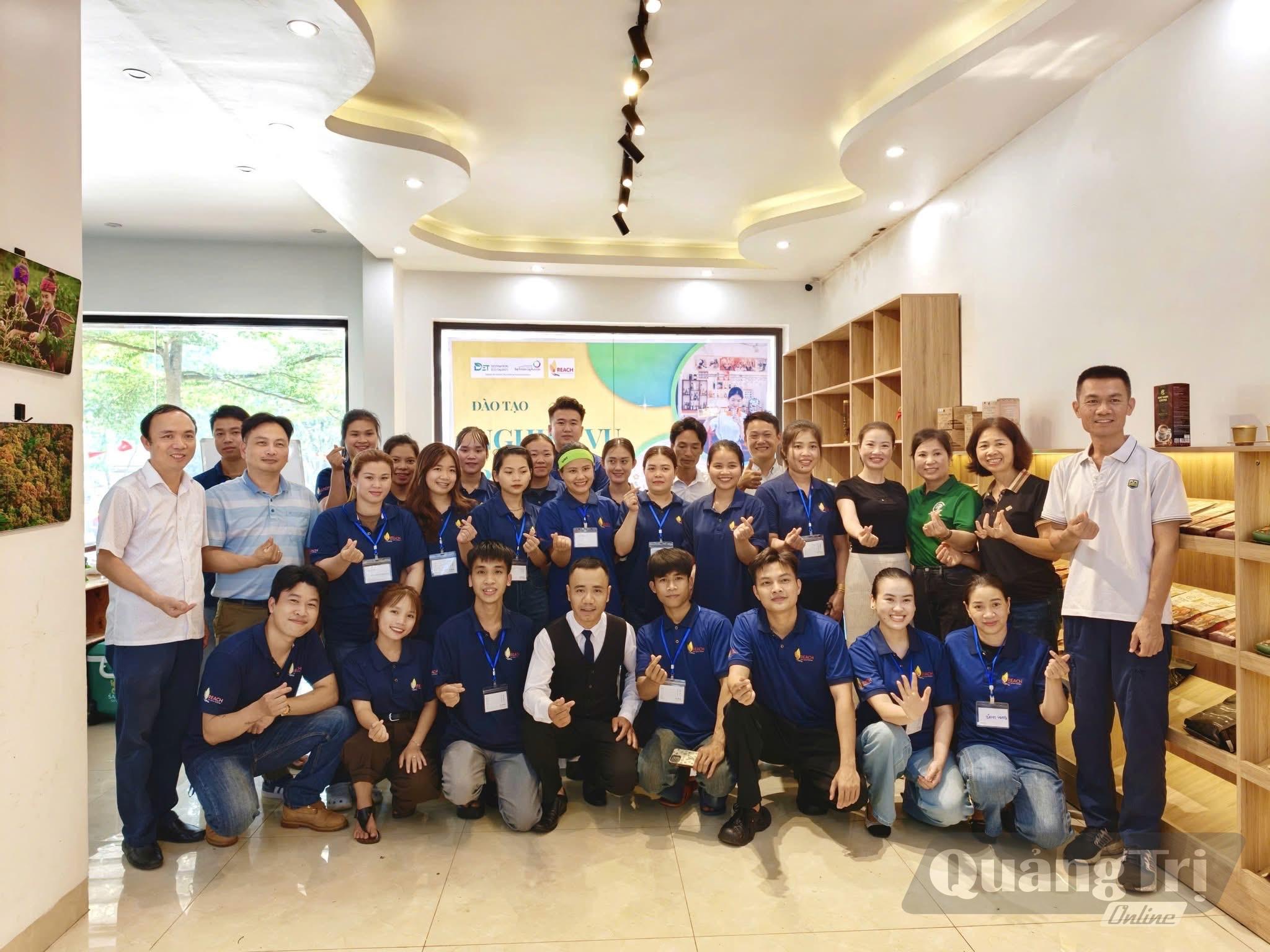 Những lớp học pha chế đồ uống hay làm bánh hỗ trợ cho thanh niên xã Khe Sanh và các xã lân cận khởi nghiệp.MH