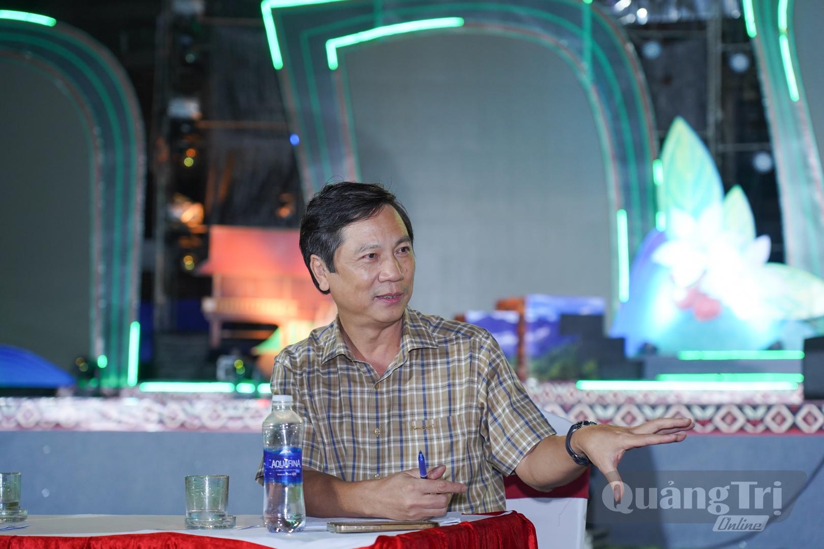 đồng chí Hoàng Nam, UVBTV TU, Phó Chủ tịch Thường trực UBND tỉnh đề nghị các đơn vị chủ trì tiếp tục hoàn thiện chương trình theo hướng cô đọng, tăng chiều sâu chính luận - Ảnh: Lê Trường