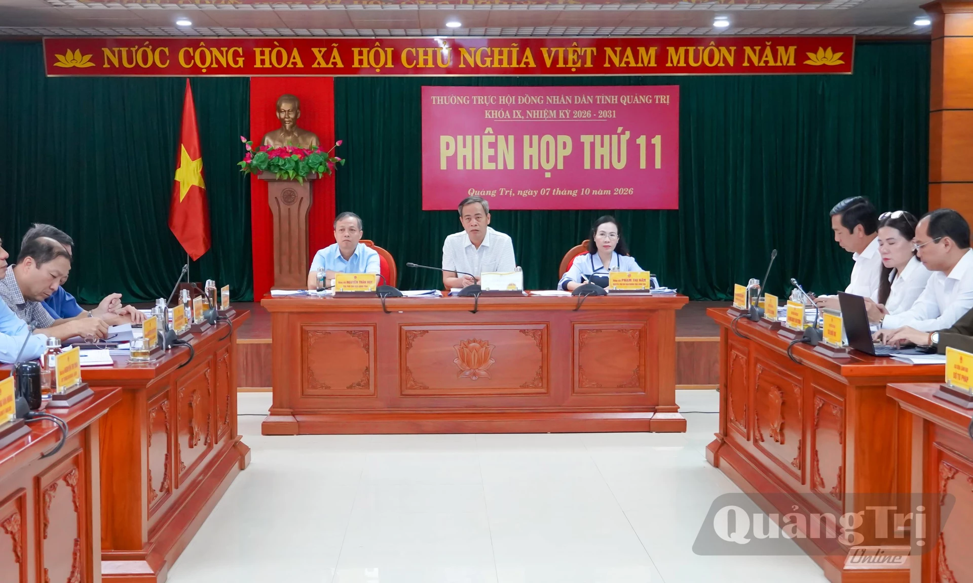 Quang cảnh phiên họp - Ảnh: N.H
