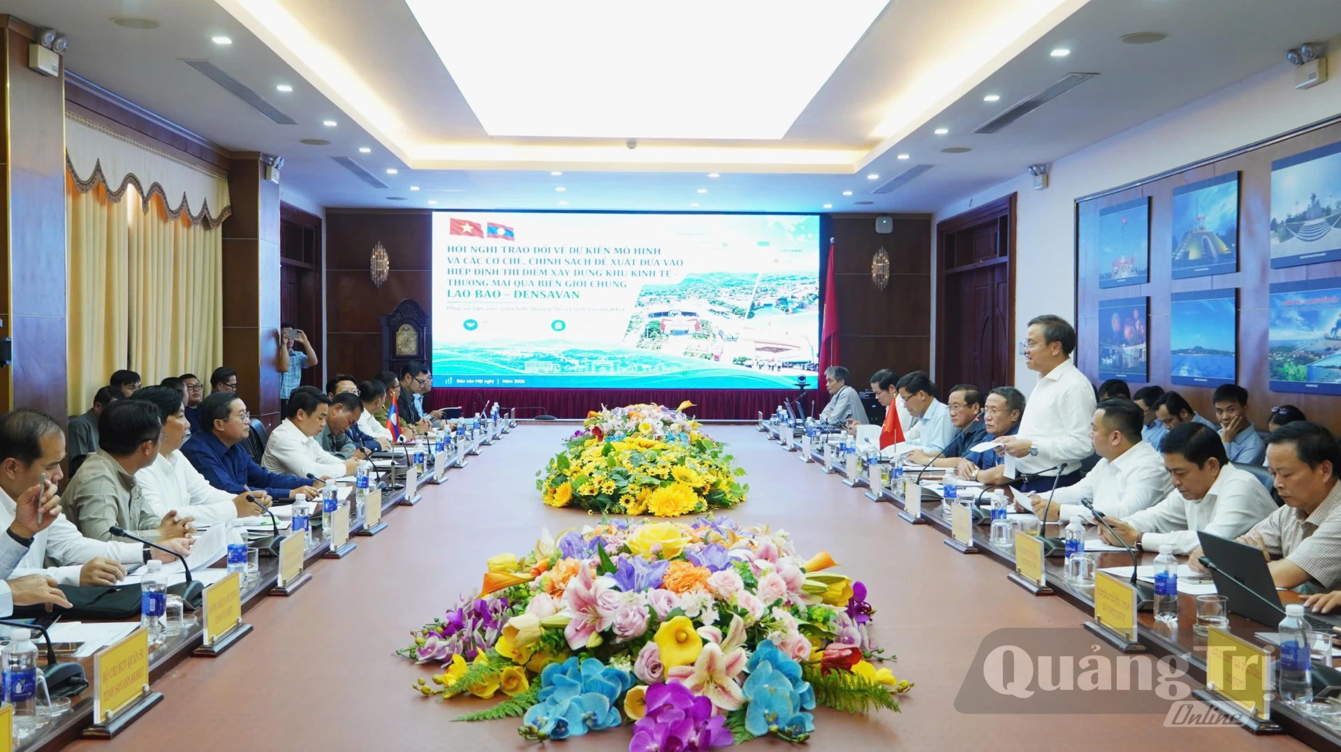 Quang cảnh buổi làm việc - Ảnh: MT